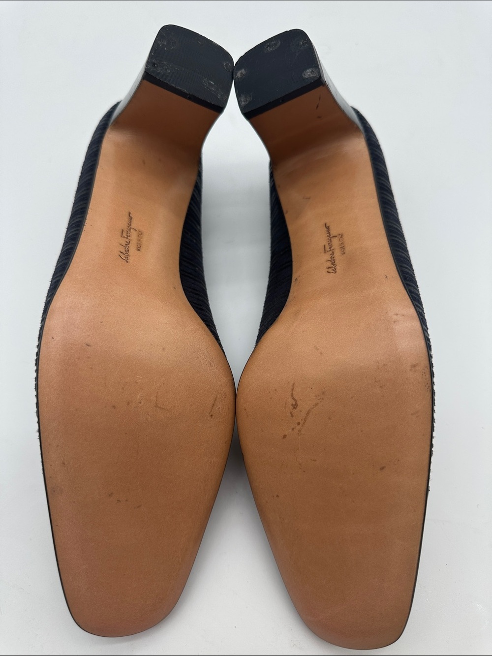 Salvatore Ferragamo Navy Striped Pumps with Black Cap Toe - Picture 8 of 10